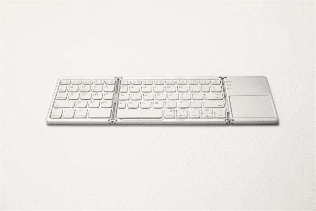 Foldable Bluetooth Keyboard with Touchpad – Extend It